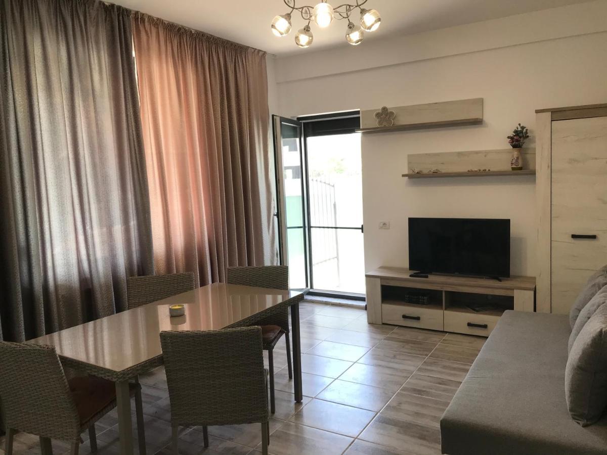 La Belle Vie Apartment นาโวดาริ ภายนอก รูปภาพ